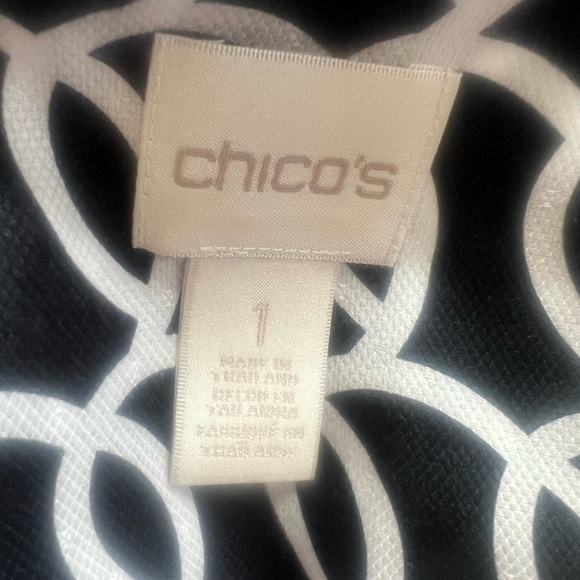 Chicos, ladies US size 8, long sleeve, black and white blouse perfect condition - Picture 5 of 12